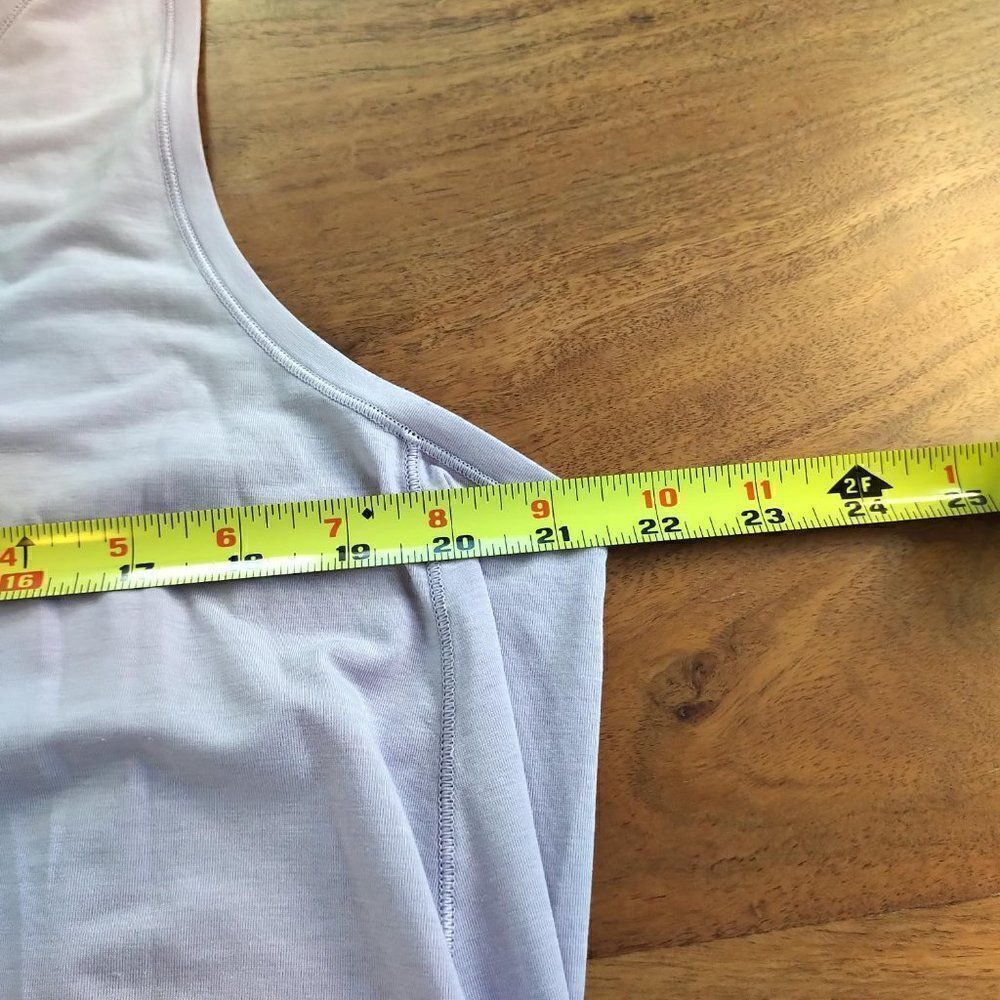 Lululemon Watch Me Flip Tank - Picture 4 of 7